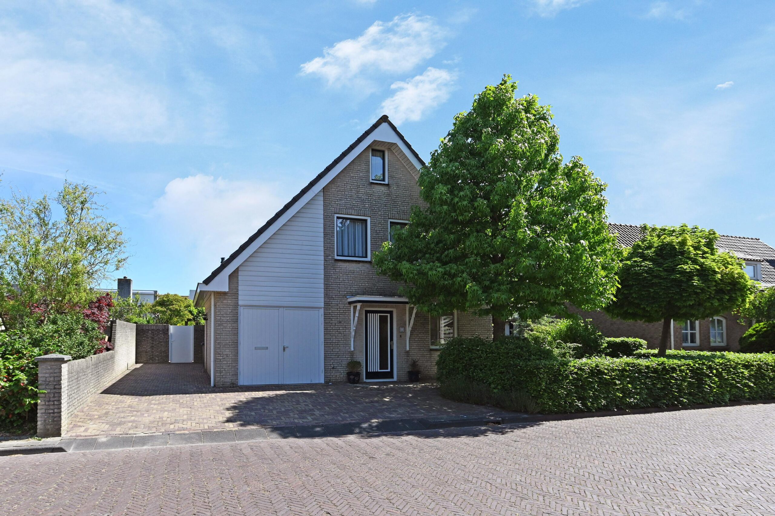 van Beuningenstraat 21, Maasdijk
