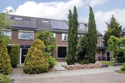 Midden Woerd 25, Naaldwijk